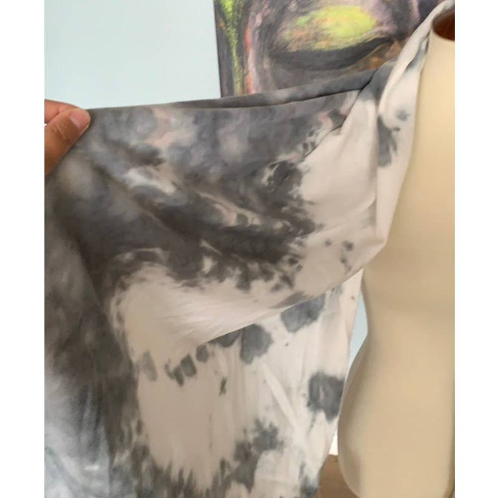 NWT Nordstrom BP Gray and White Tie Dye Scarf One Size OS cute casual chic - Picture 3 of 3